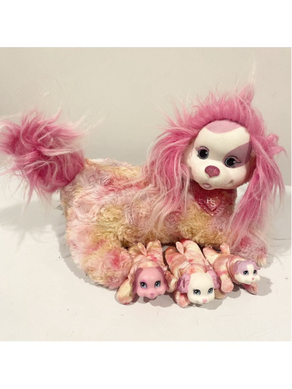 Puppy Surprise Sari 2019 Pink Tie Dye Mommy Dog Plush + 3 Puppies Just Play